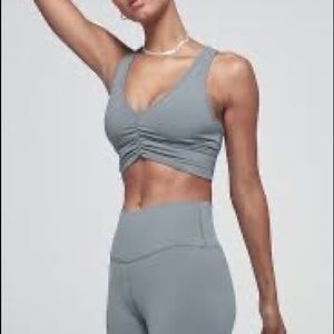Alo yoga wild thing bra and airlift leggings in steel blue SET